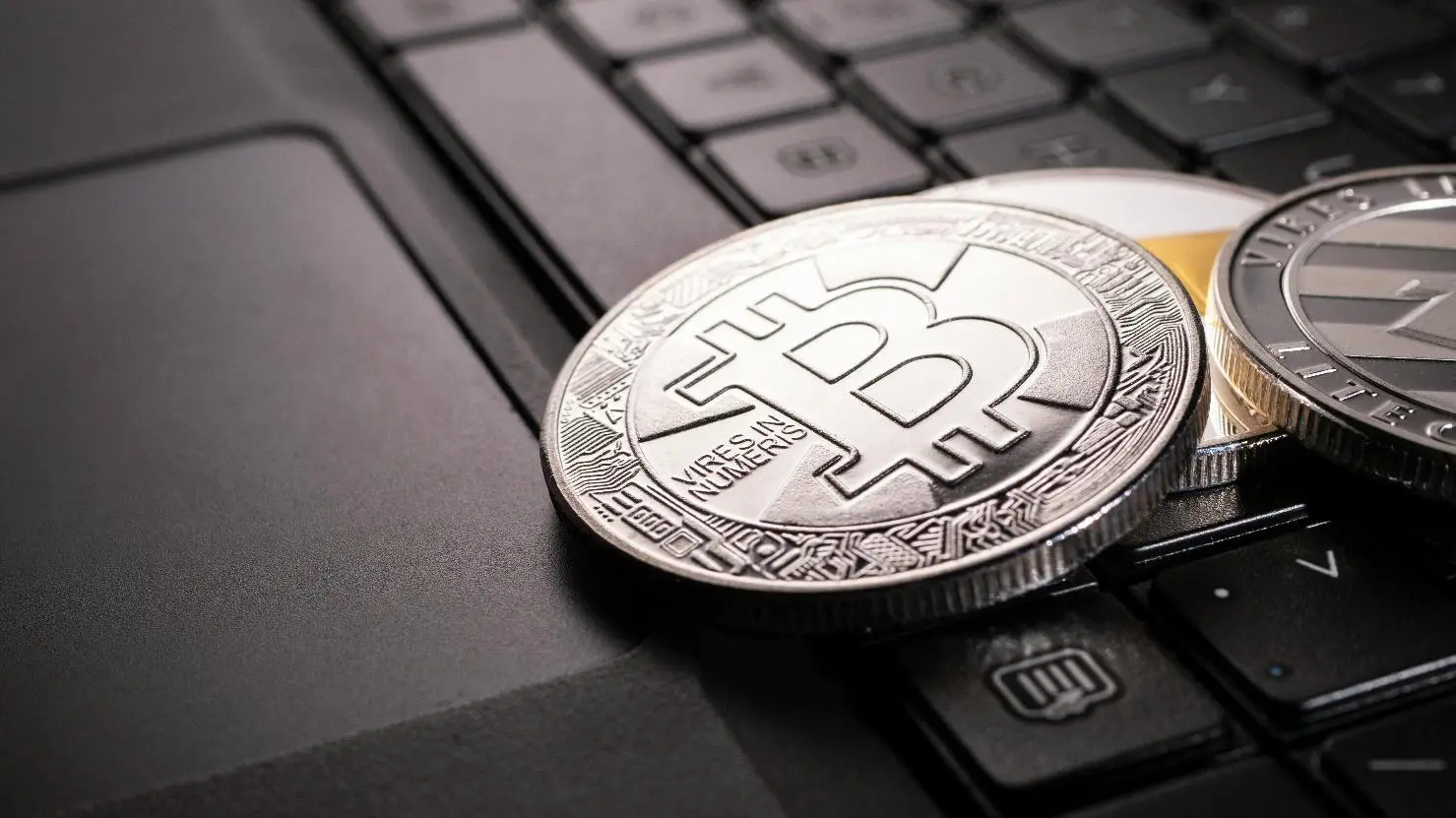 как вернуть криптовалюту от мошенников как вернуть криптовалюту от мошенников